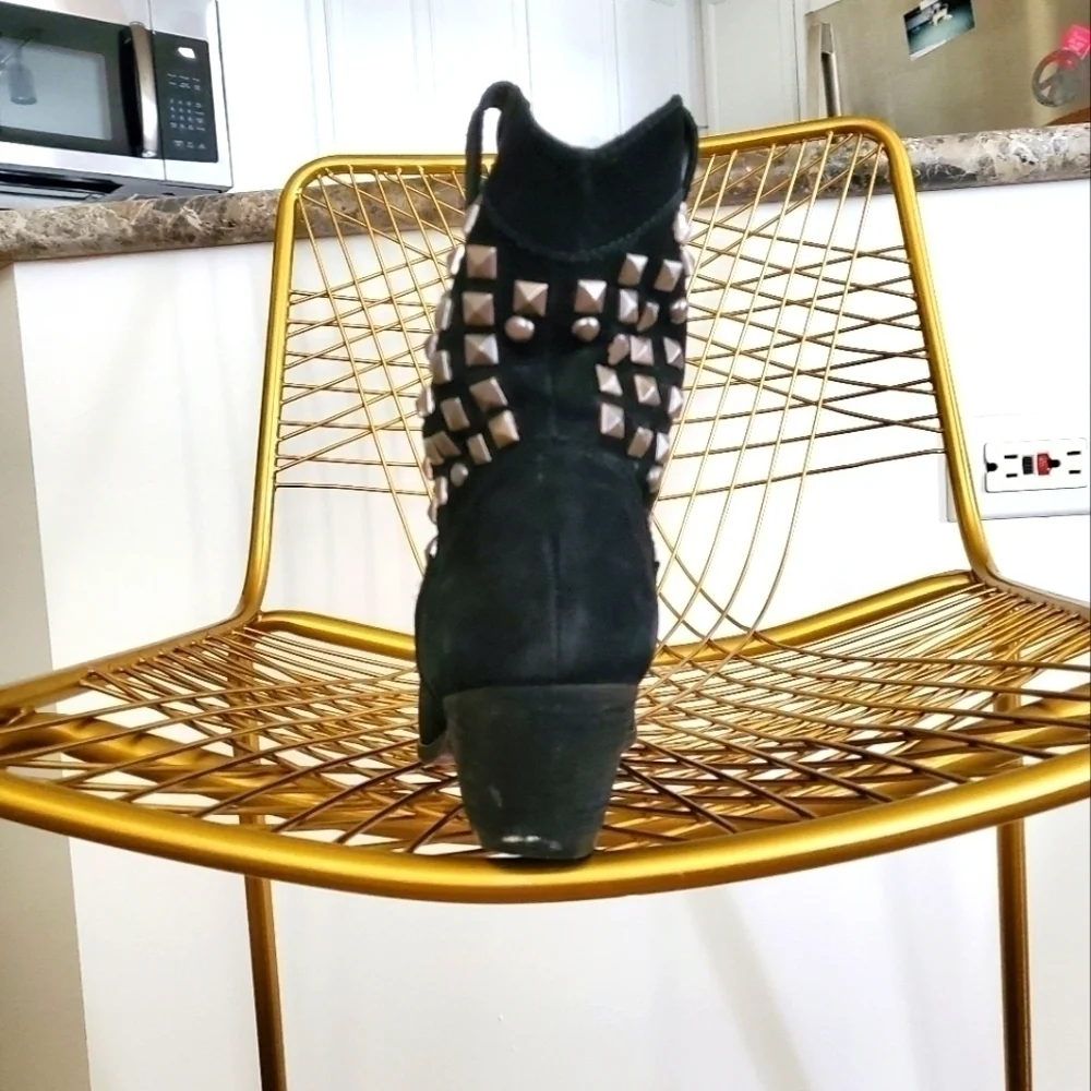 SCHUTZ | Suede Studded Ankle Boot